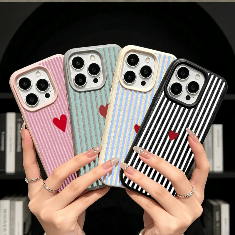 Realme Note 50 - غطاء هاتف مخطط ملون بتصميم قلب