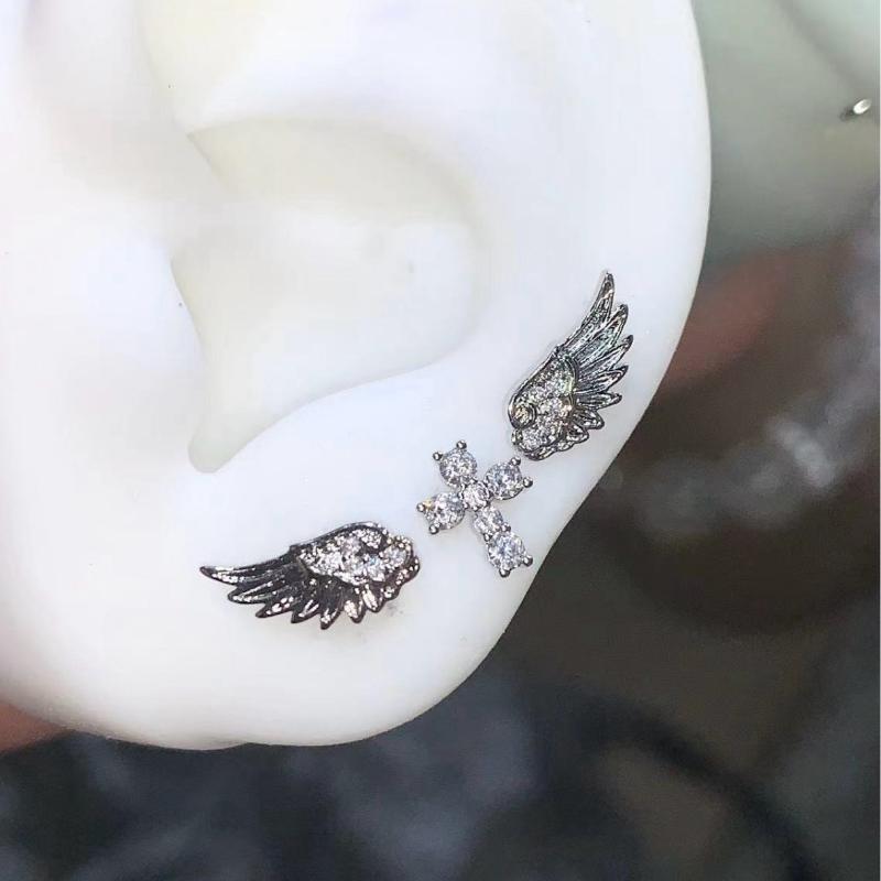Luxury Lifestyle Jewelry - أقراط على شكل أجنحة ملاك متقاطعة،