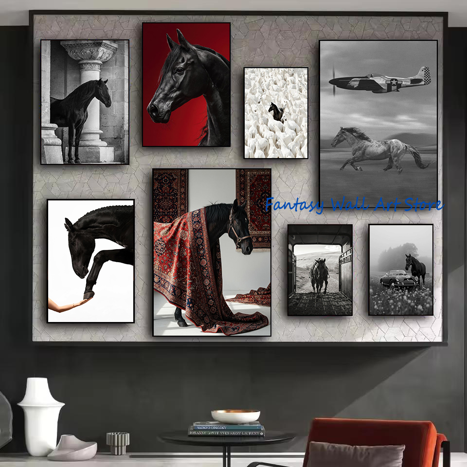 Luxury Lifestyle Homes Photos - صور خيول سوداء فاخرة بتصميم عتيق،
