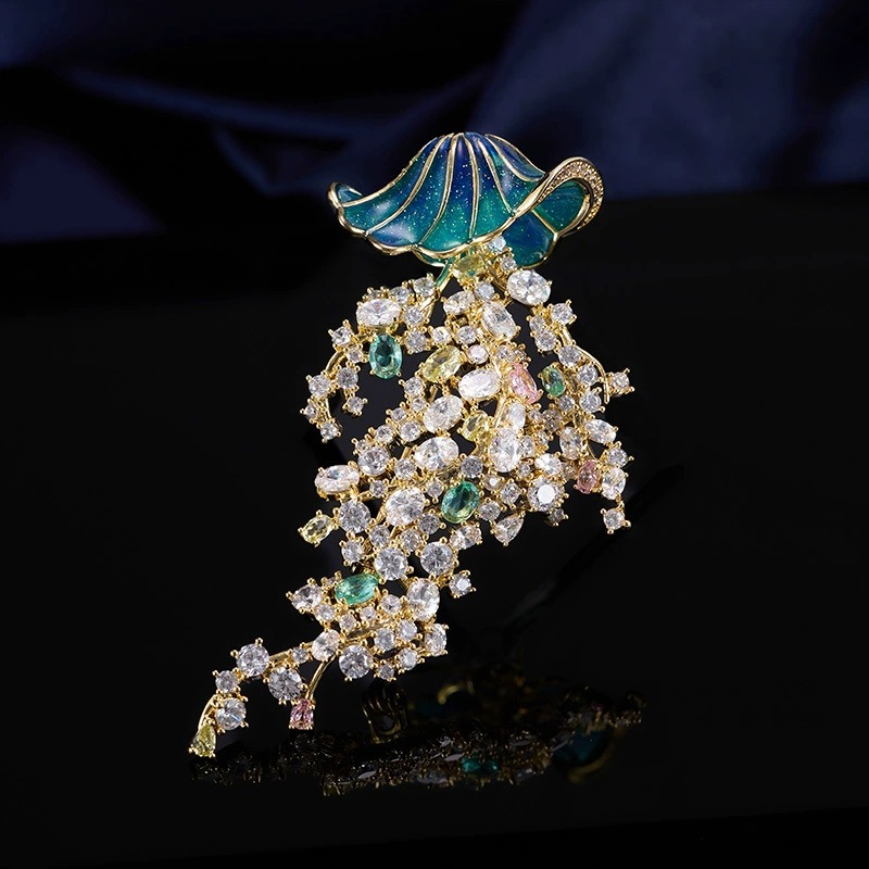 Luxury Lifestyle Jewelry - دبوس زينة على شكل قنديل البحر