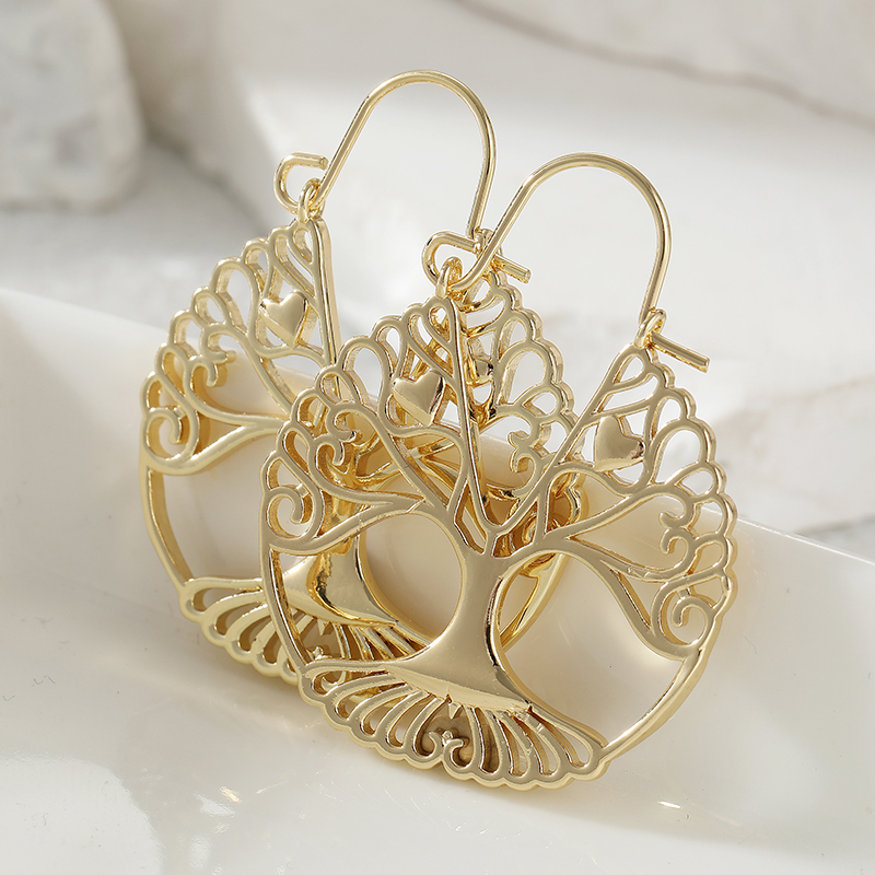 أقراط ذهبية مفرغة على شكل شجرة - مراجعة Luxury Lifestyle Jewelry وسعره