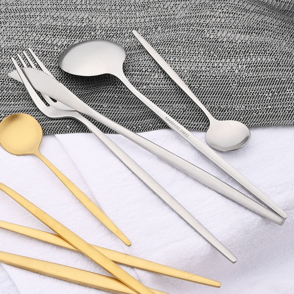 6 قطعة الشاي القهوة اثارة ملاع - مراجعة Gold Cutlery Flatware وسعره