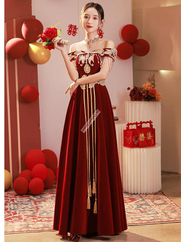 فستان تشيونغسام صيني الطراز لل - مراجعة Luxury Lifestyle Girl وسعره