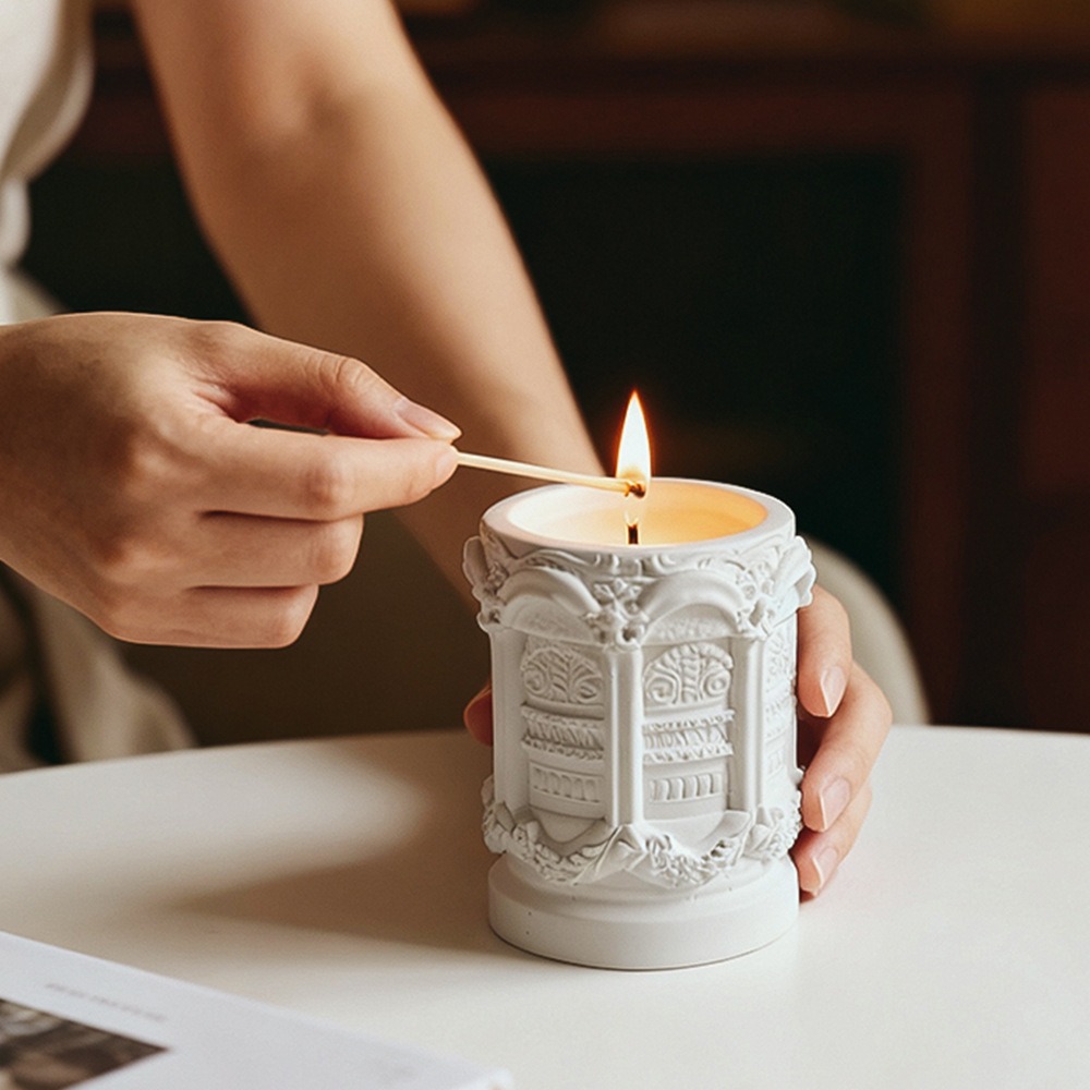 شمعة معطرة في كأس من الجبس، شم - مراجعة Scented Candle Luxury وسعره
